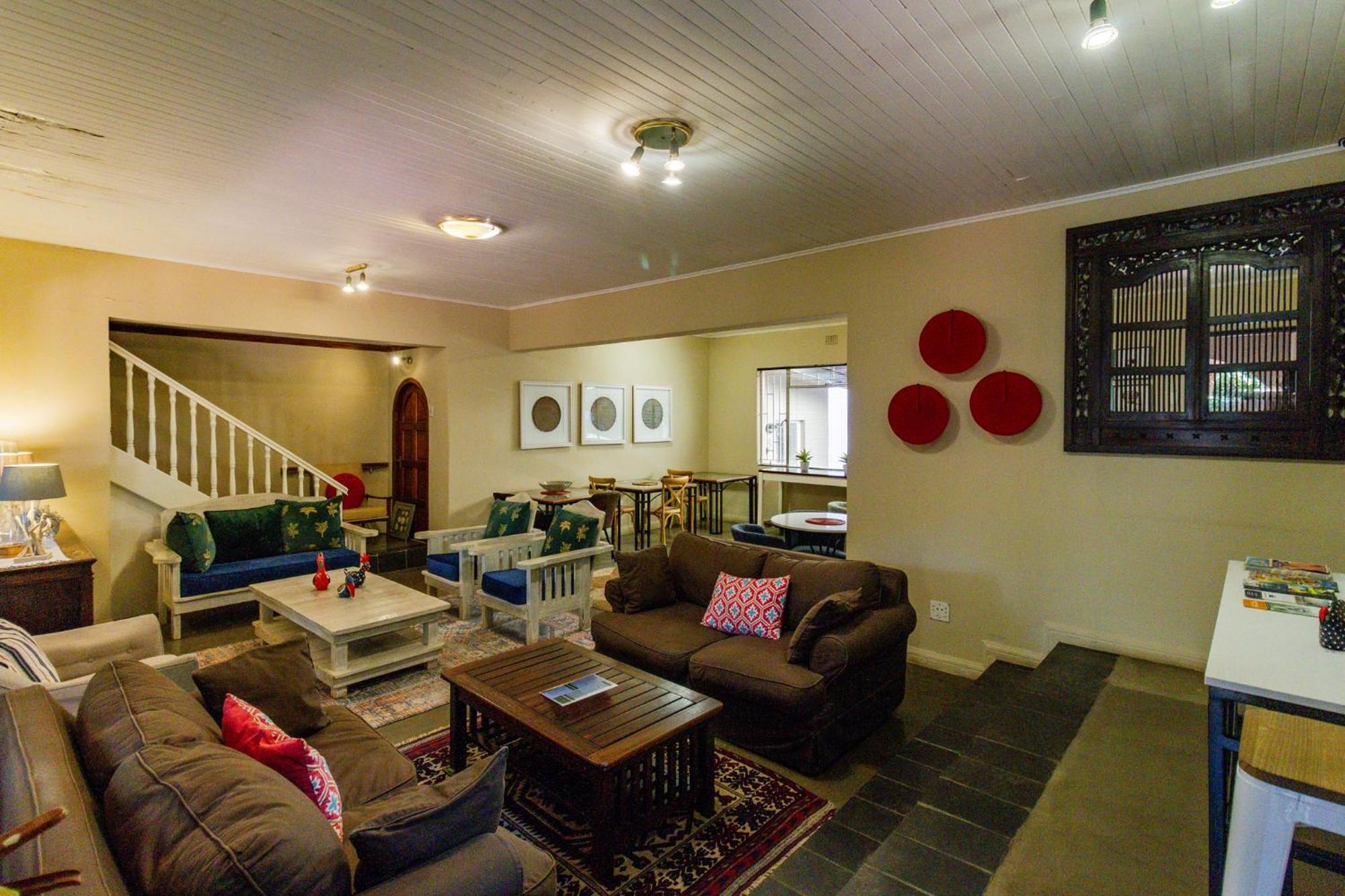 Pumleni Guesthouse Hartbeespoort Bagian luar foto