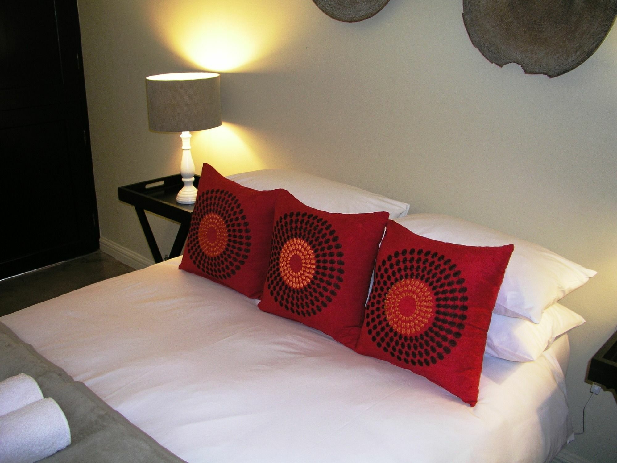 Pumleni Guesthouse Hartbeespoort Bagian luar foto