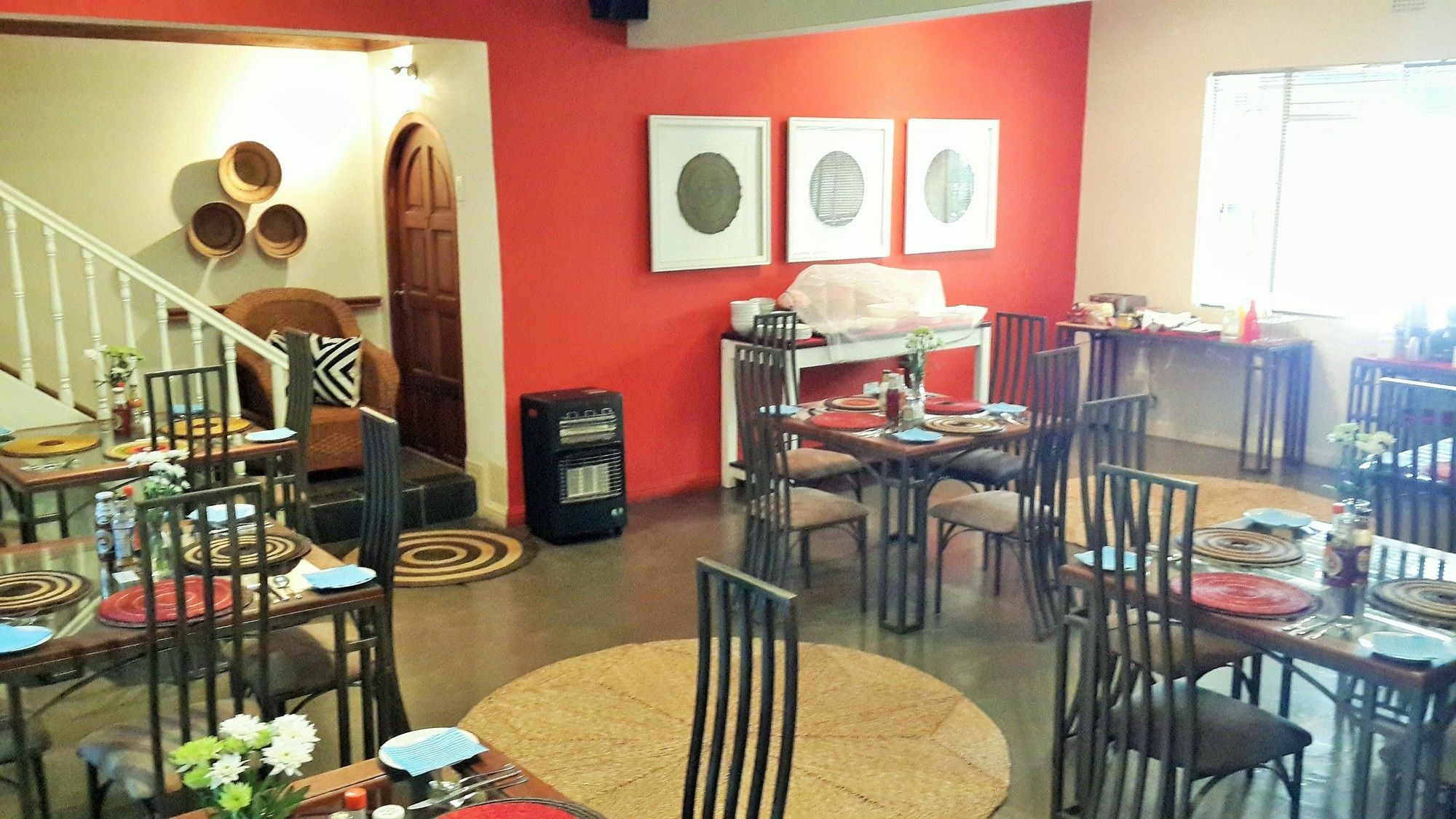 Pumleni Guesthouse Hartbeespoort Bagian luar foto